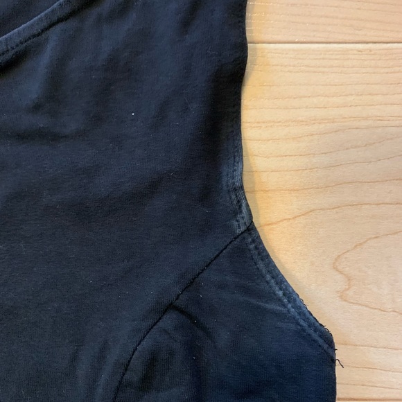 ❌SOLD❌ 🌻 2/$10 New Look London black peplum top - Picture 6 of 7